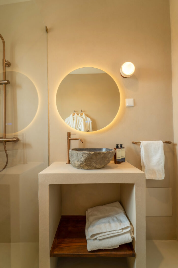 hotel bathroom portugal